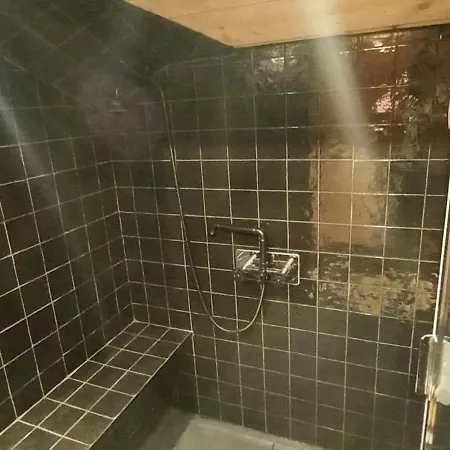 Hortensia Nocleg ze śniadaniem 4*